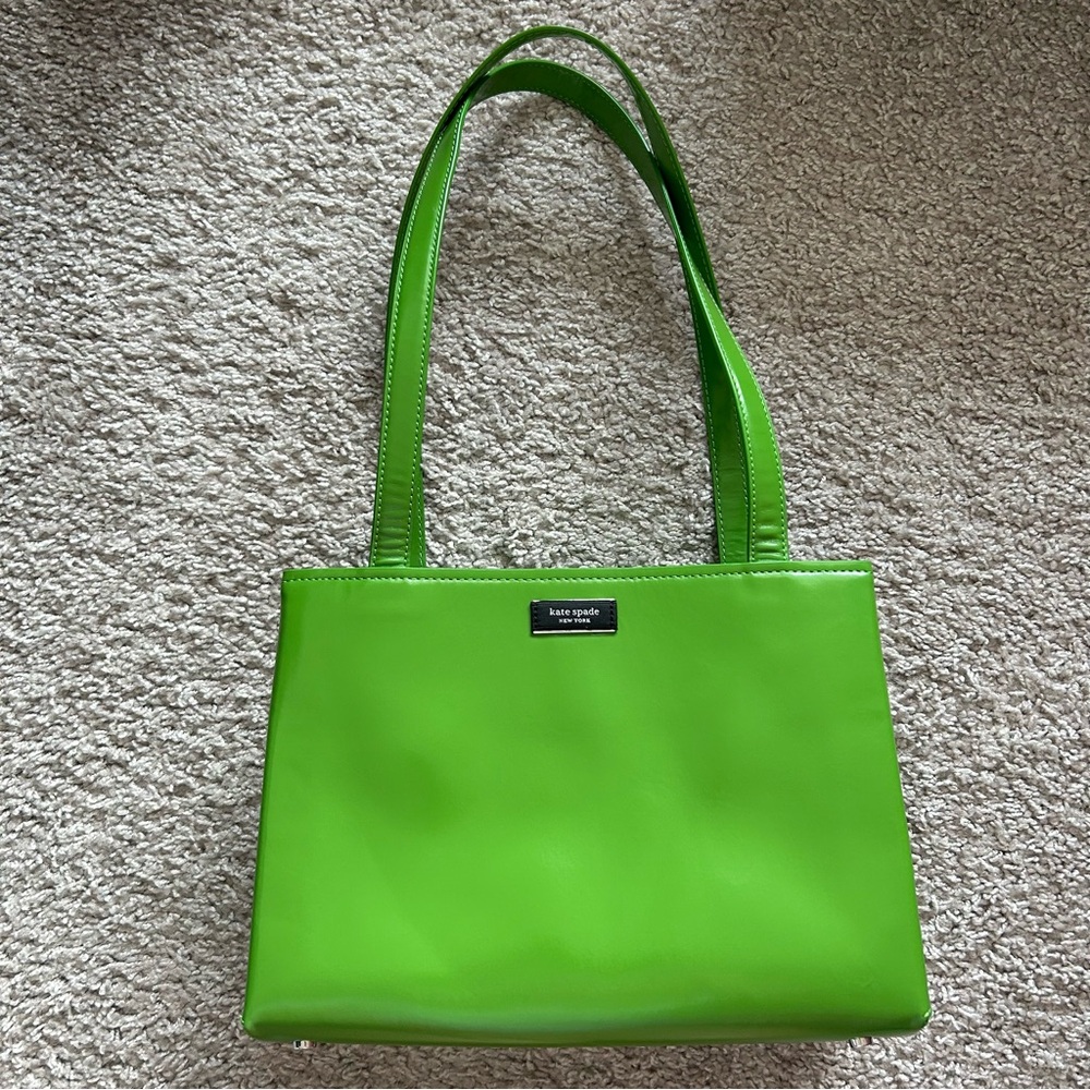 NWT- Kate Spade Sam Icon Medium Shoulder Bag